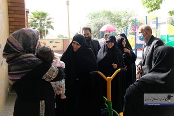 بازدید عضو شورا و نماینده مردم تهران در مجلس از چند بوستان مادر و کودک: نیاز هر محله  به حداقل یک بوستان مناسب سازی شده برای مادر و کودک